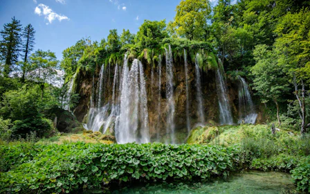 Plitvice Lakes Early Morning Small-Group Guided Tour 