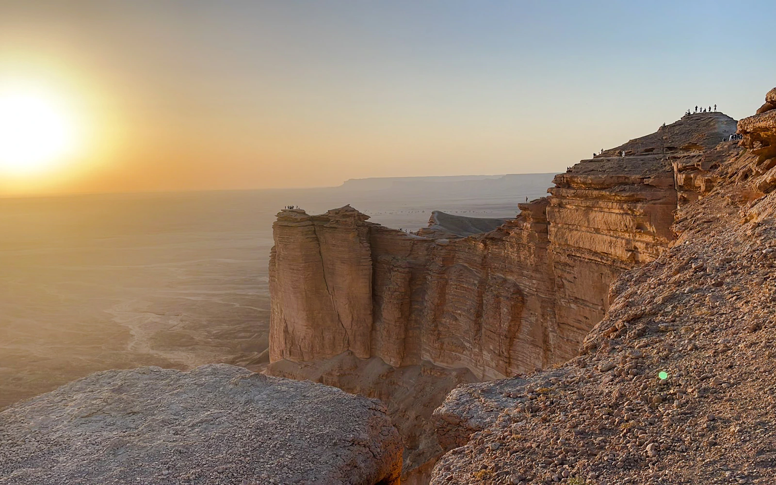 From Riyadh: Edge of the World Private Guided Tour Image 2