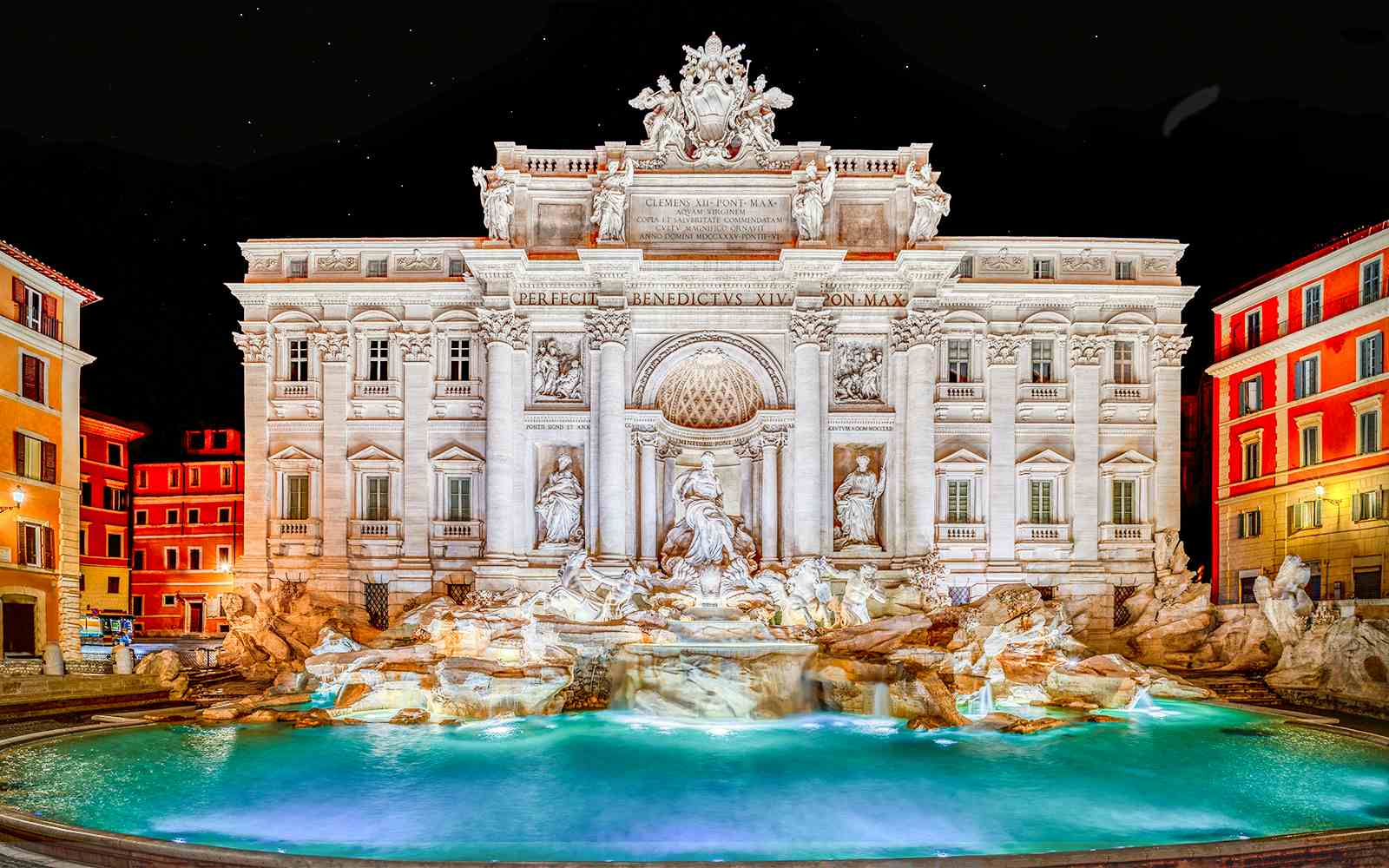 Trevi Fountain in rome at night