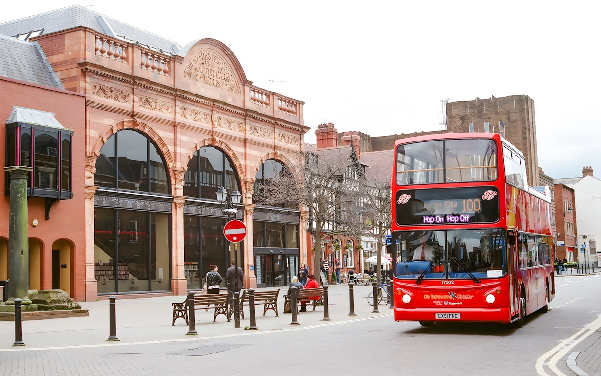 24/48-hr hop-on hop-off tour of chester-2