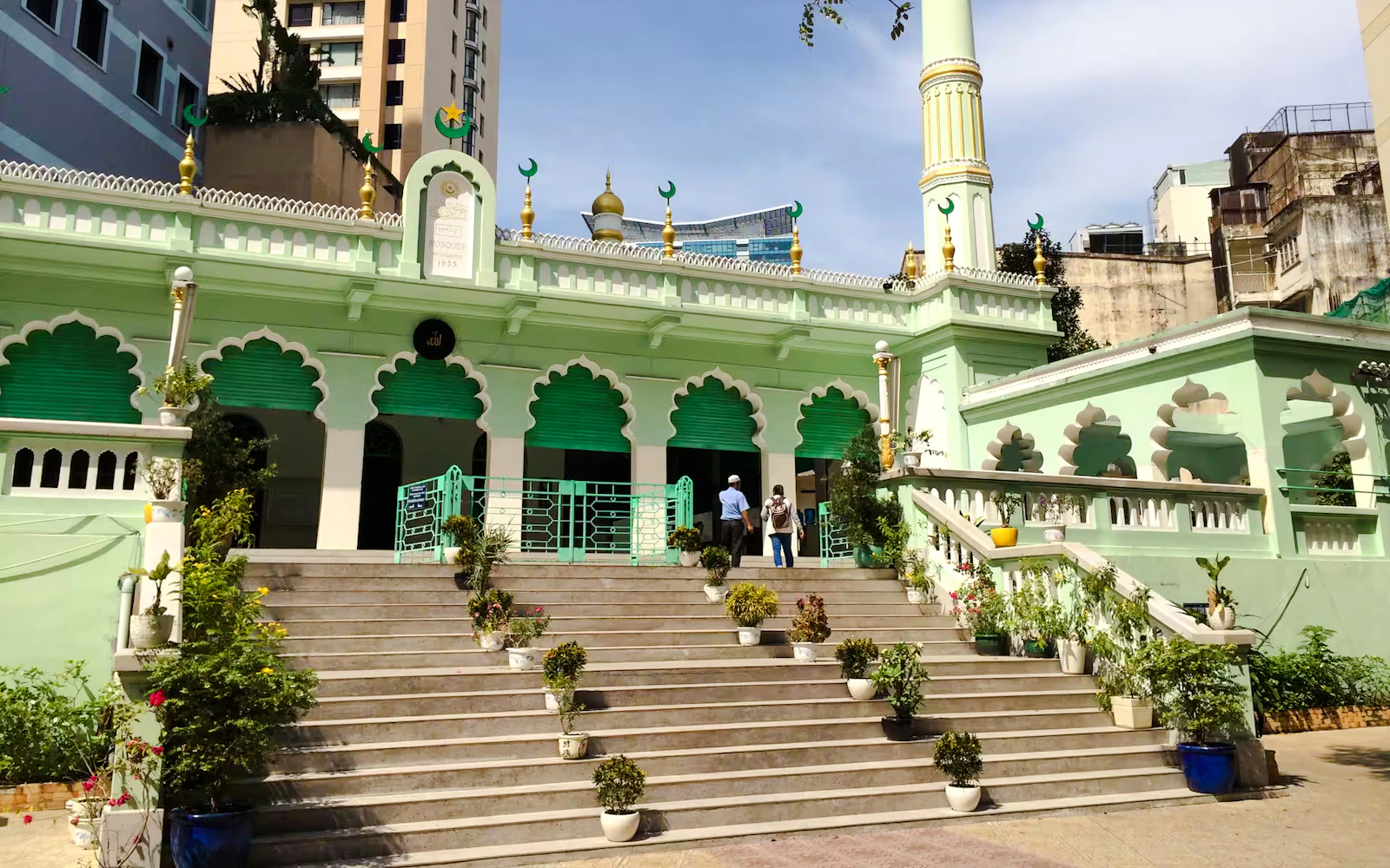 Ho Chi Minh City Five Faiths Walking Tour (Product 53170)