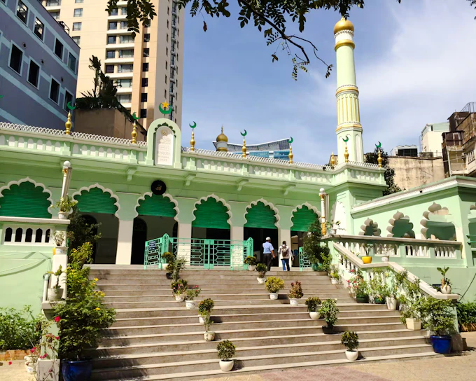 Ho Chi Minh City Five Faiths Walking Tour (Product 53170)