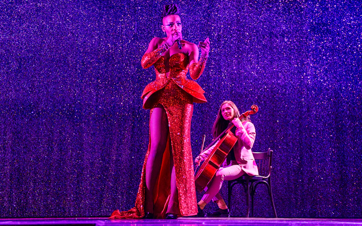 le paradis latin dress code dinner show Paradis Latin show with optional dinner
