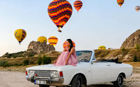 excursión privada por el valle de los coches clásicos de capadocia-1