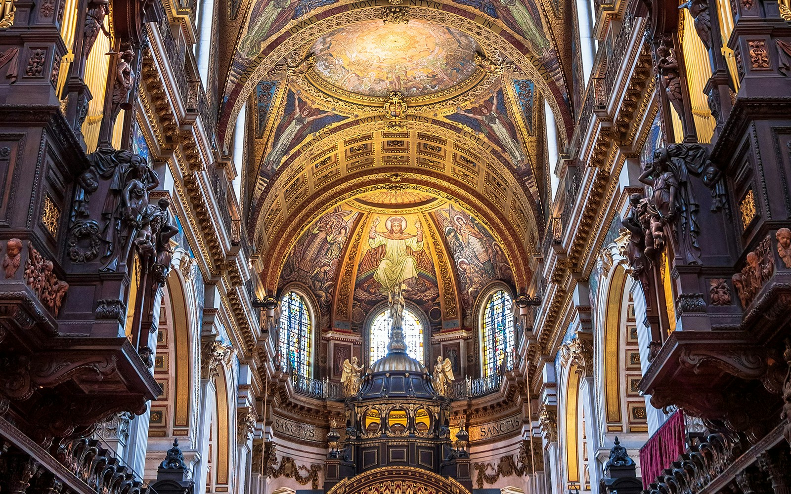 Bemalte Decken im nördlichen Pfarrhof der St. Paul's Cathedral