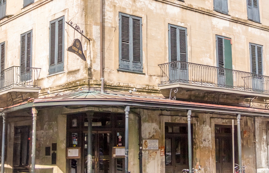 Napoleon House exterior with historic architecture in New Orleans.