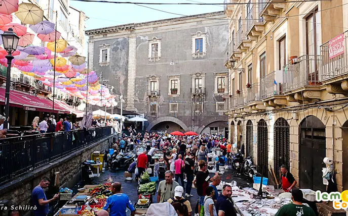 vandretur i catania med fokus på gatemat og markeder-1