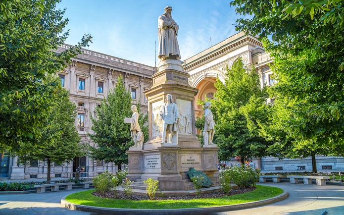 Statue of Leonardo da Vinci in Piazza della Scala, Milan, near La Scala Theater.