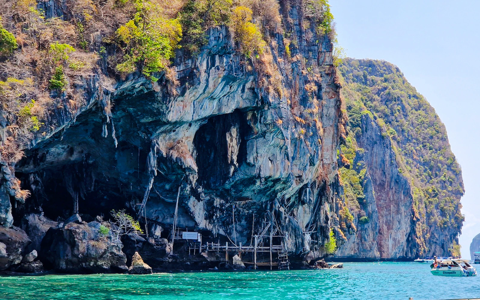 Krabi to Phuket Transfer via Phi Phi with Private Longtail Boat Tour and Maya Bay Image 2