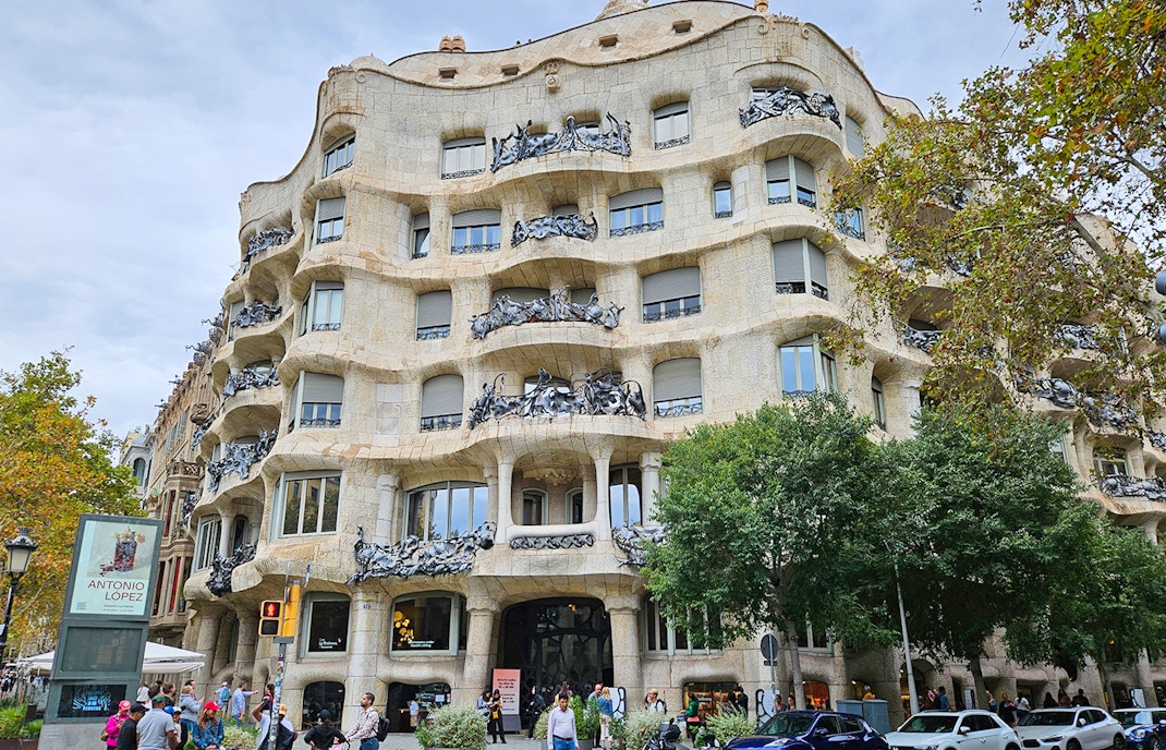 La Pedrera entradas apartamentos