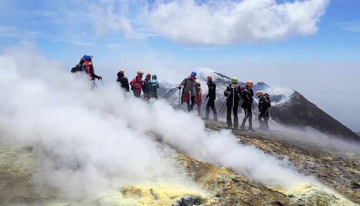 Button craters (~1,800m)
