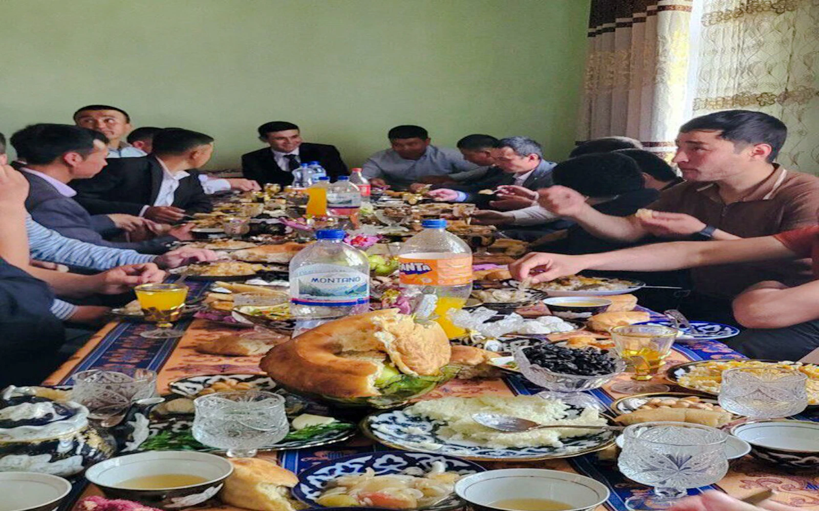 Samarkand Traditional Uzbek Wedding Experience with Transfers and Banquet Image 2
