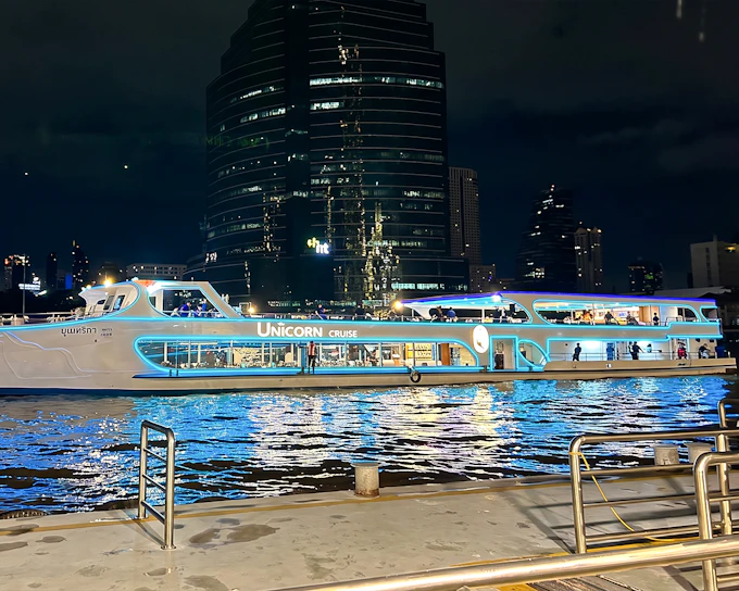 Unicorn-Themed Dinner Buffet Cruise with Live Music (Product 52399)