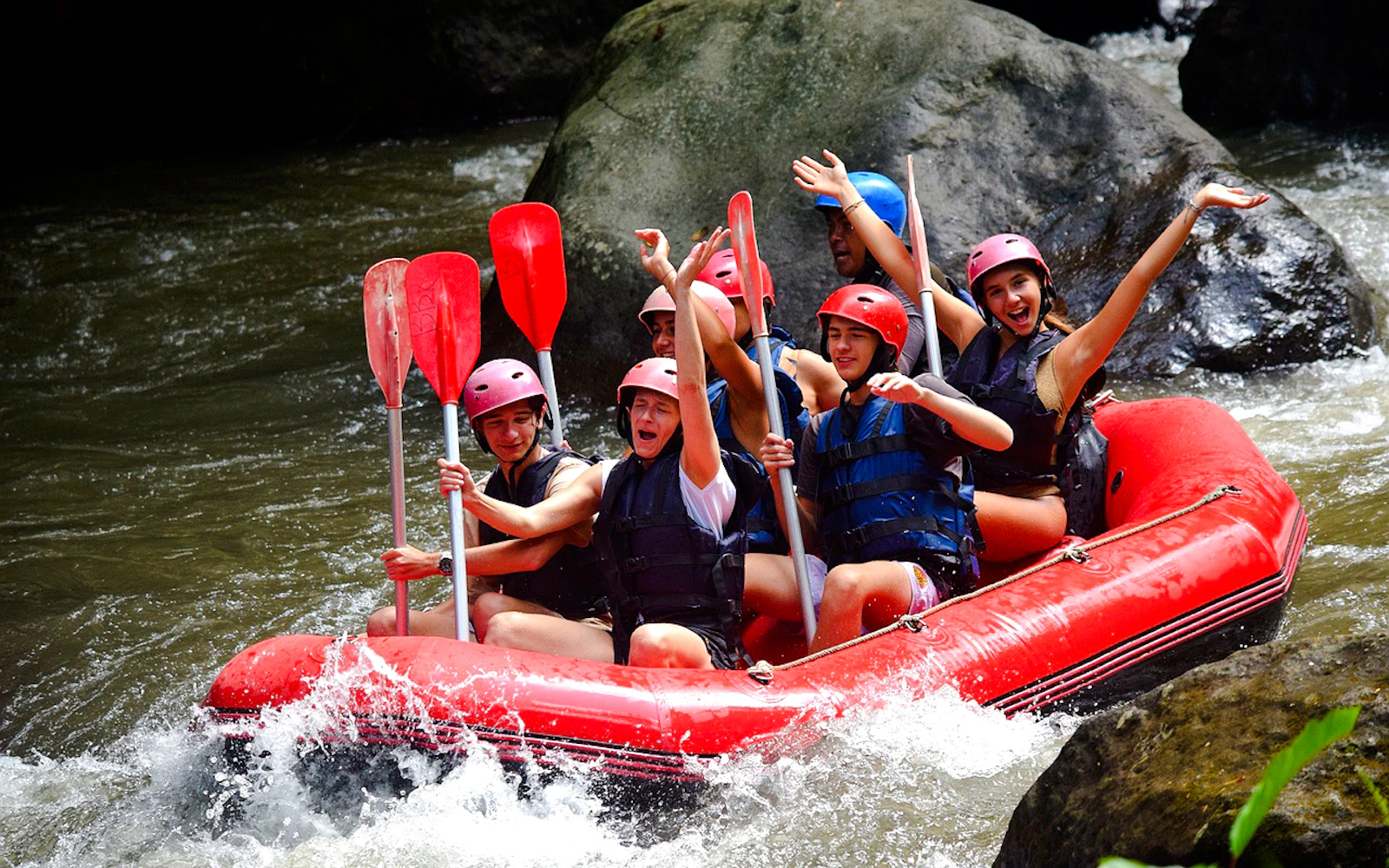 Bali Ayung River White Water Rafting with Buffet Lunch