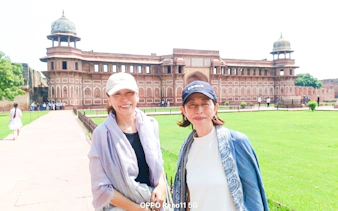 Visitors at Agra Fort during a private day trip from Delhi.