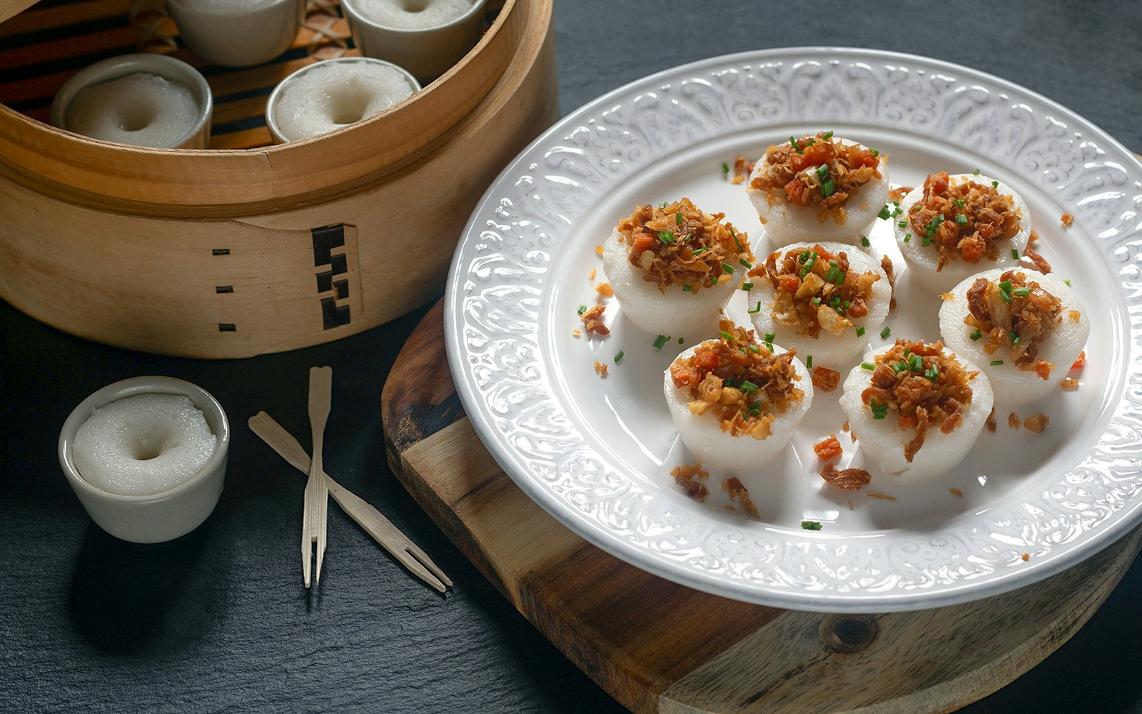 Steamed Chwee Kueh rice cakes