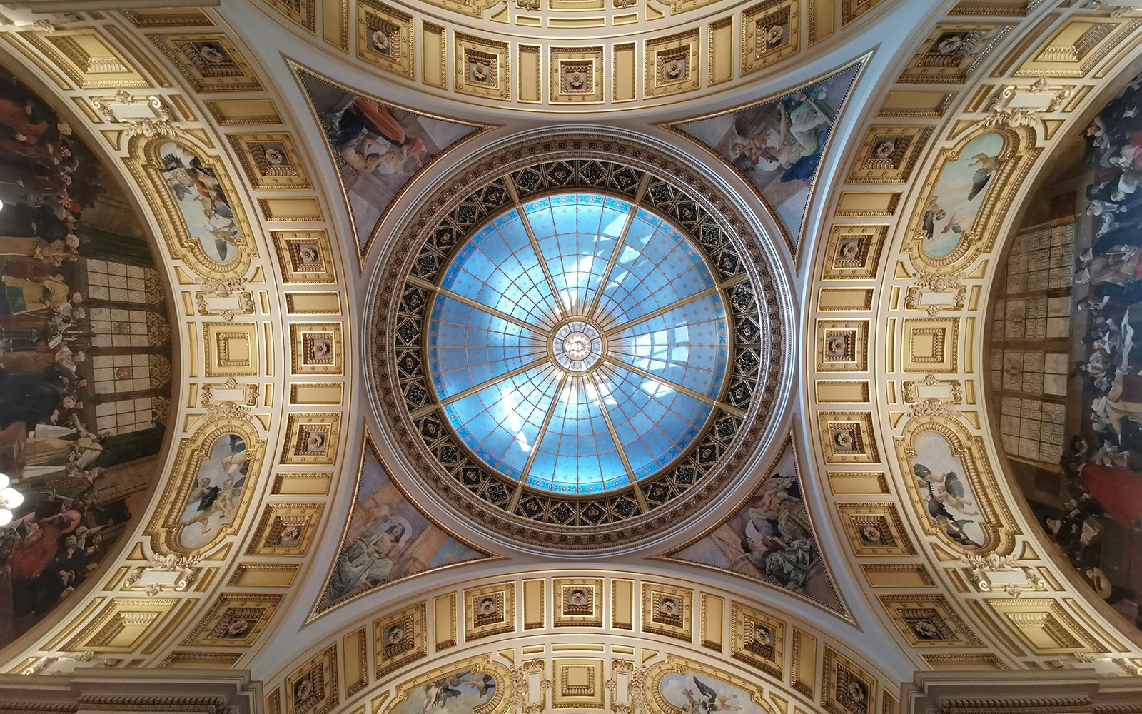 Interiors of the Prague National Museum - Prague CoolPass