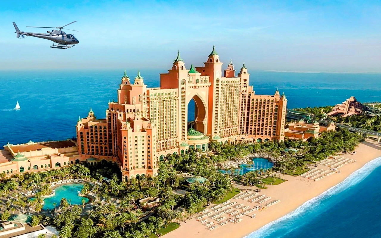 Privater Dubai-Hubschrauberflug von Helidubai: 12 bis 40 Minuten (bis zu 5 Gäste) — 3