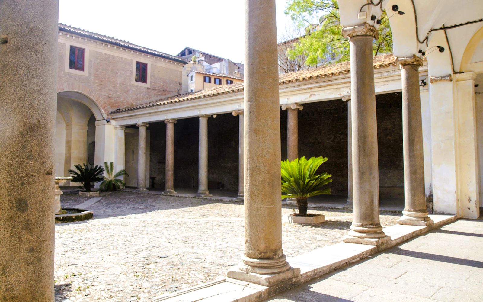 San Clemente Underground, Quattro Santi and Lateran Cathedral Skip-the-Line Small-Group Guided Tour