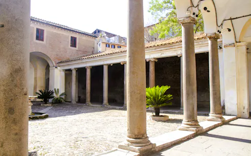 san clemente yeraltı tünelleri, quattro santi ve lateran katedrali’ni kapsayan, sıra atla avantajlı küçük grup rehberli tur-1