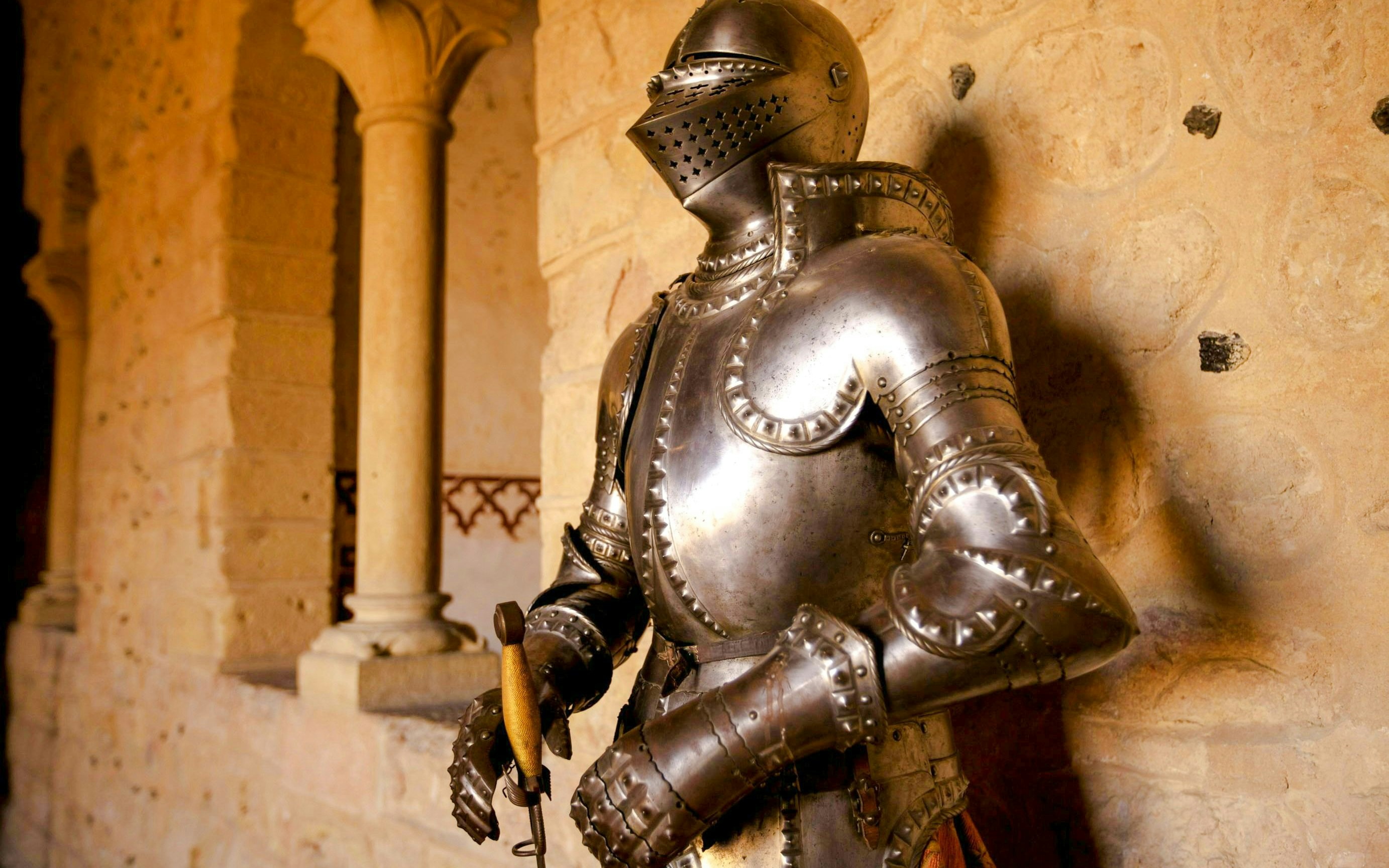 Suit of armor displayed at Haut-Koenigsbourg Castle, France.