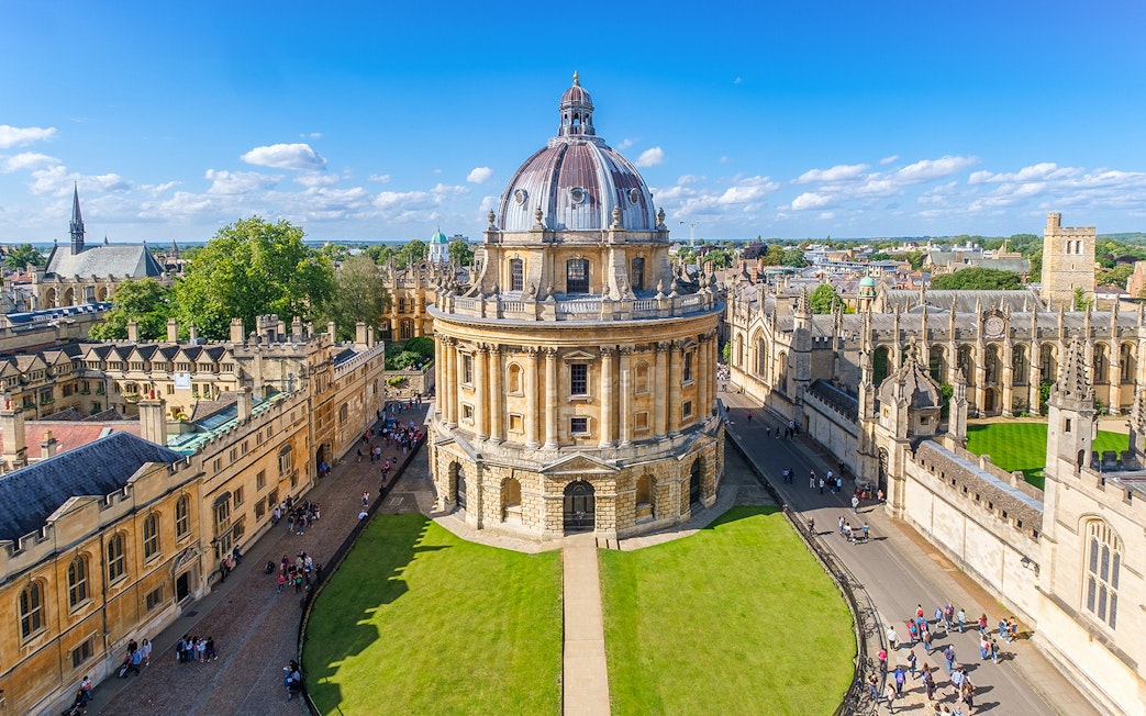 Radcliffe Camera and surrounding buildings at Bodleian Library, Oxford.