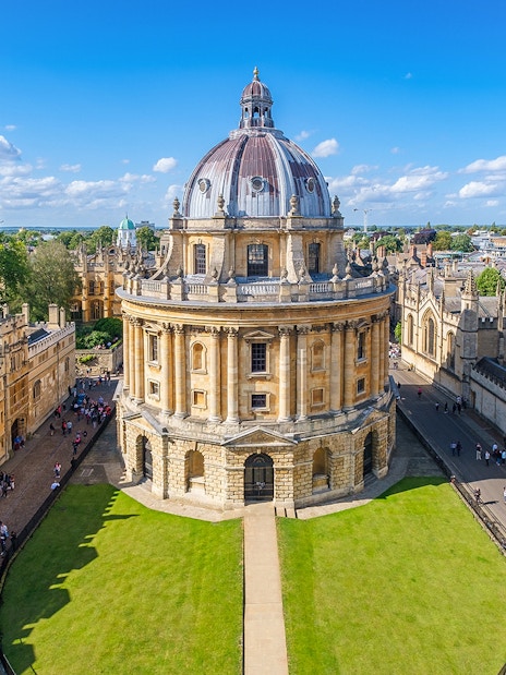 Radcliffe Camera and surrounding buildings at Bodleian Library, Oxford.