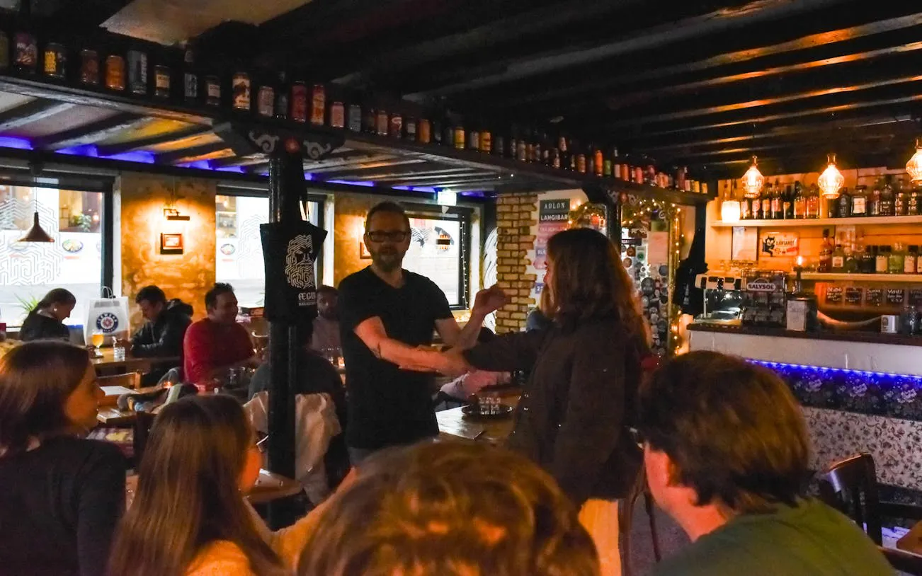 Icelandic Food and History Guided Tour with Tastings and Cultural Insights