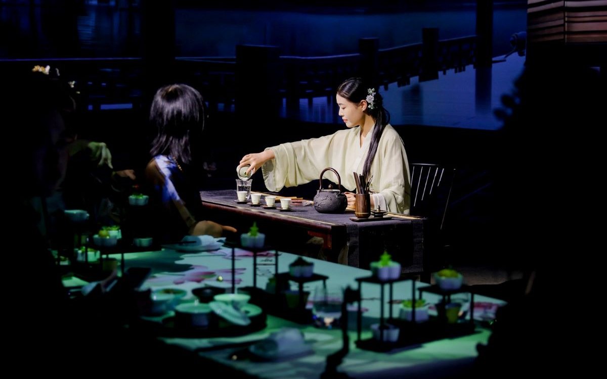 Traditional tea ceremony at TASTE OF CHINA Immersive Chinese Restaurant, Shanghai.