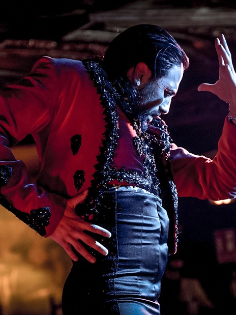 Flamenco dancer performing at Tablao Flamenco 1911.