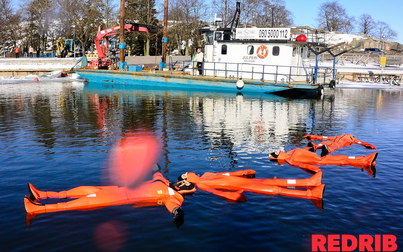 redrib survival suit experience-2