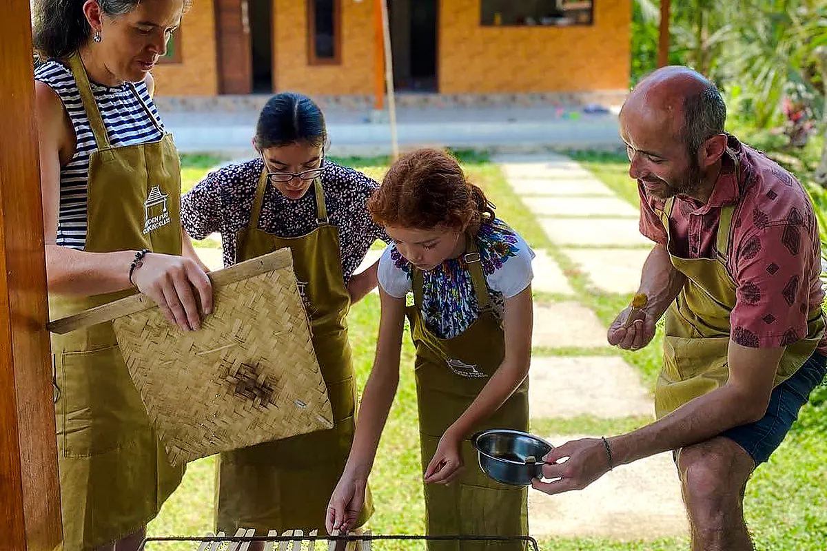 Ubud Balinese Cooking Class with Rice Field View Image 4
