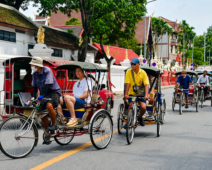 Chiang Mai City and Doi Suthep Private Guided Tour with Trishaw Ride