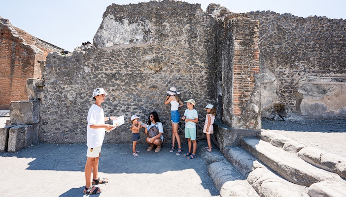 Plan your visit to Herculaneum