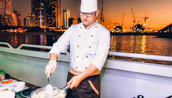 crucero con cena en dhow dubai