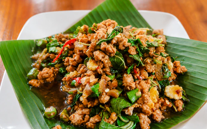 Chiang Mai Thai Cooking Class with Local Market Tour