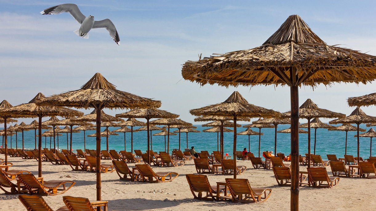 Visit <POI>, Nearby attractions