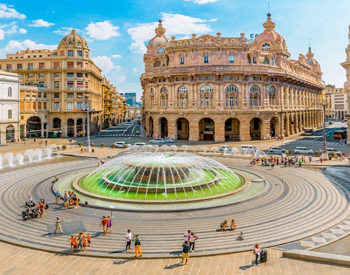 Genoa city center visit during HOHO tour