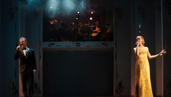 image of tango show with VIP dinner