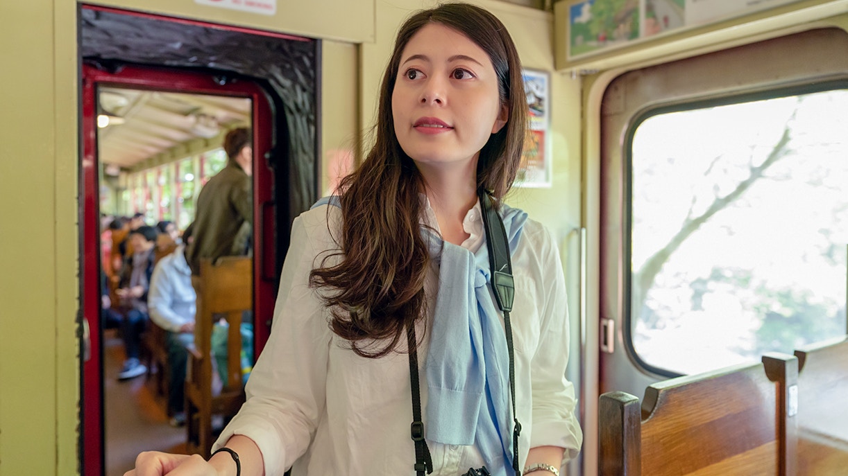 Guide to Visiting the Sagano Romantic Train in Kyoto