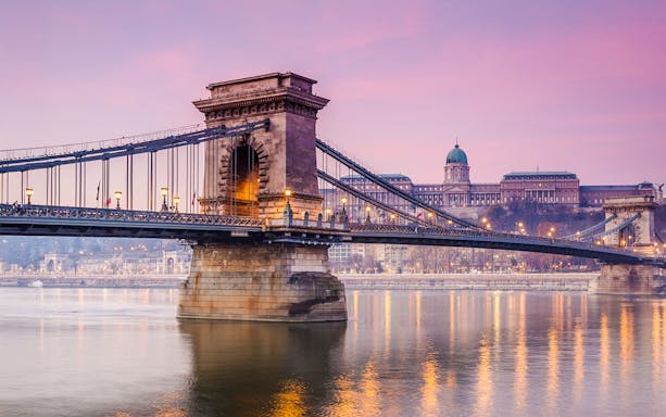 Chain Bridge over Danube River at night, Budapest.