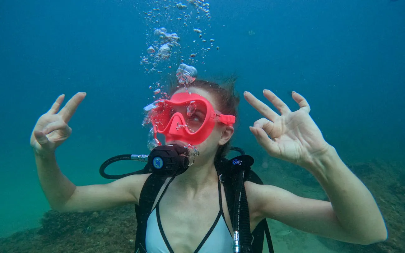 From Abu Dhabi: Fujairah Scuba Diving and Snorkeling Day Trip
