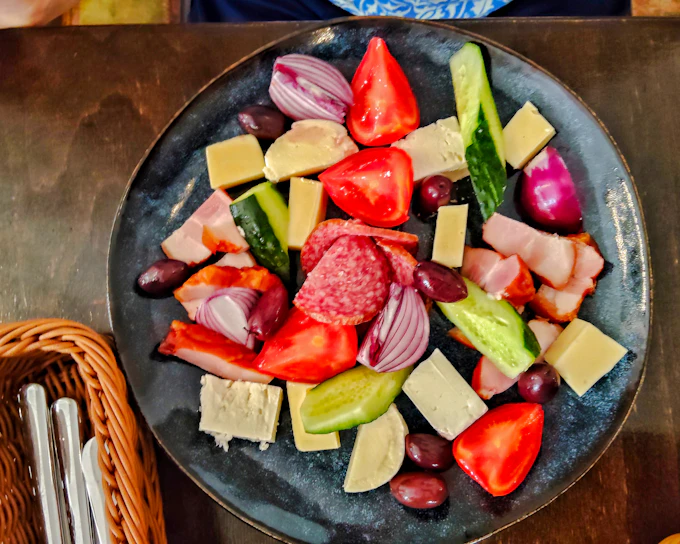 Bucharest Old Town Food & Culture Walking Tour with Tastings and Drinks (Product 56266)