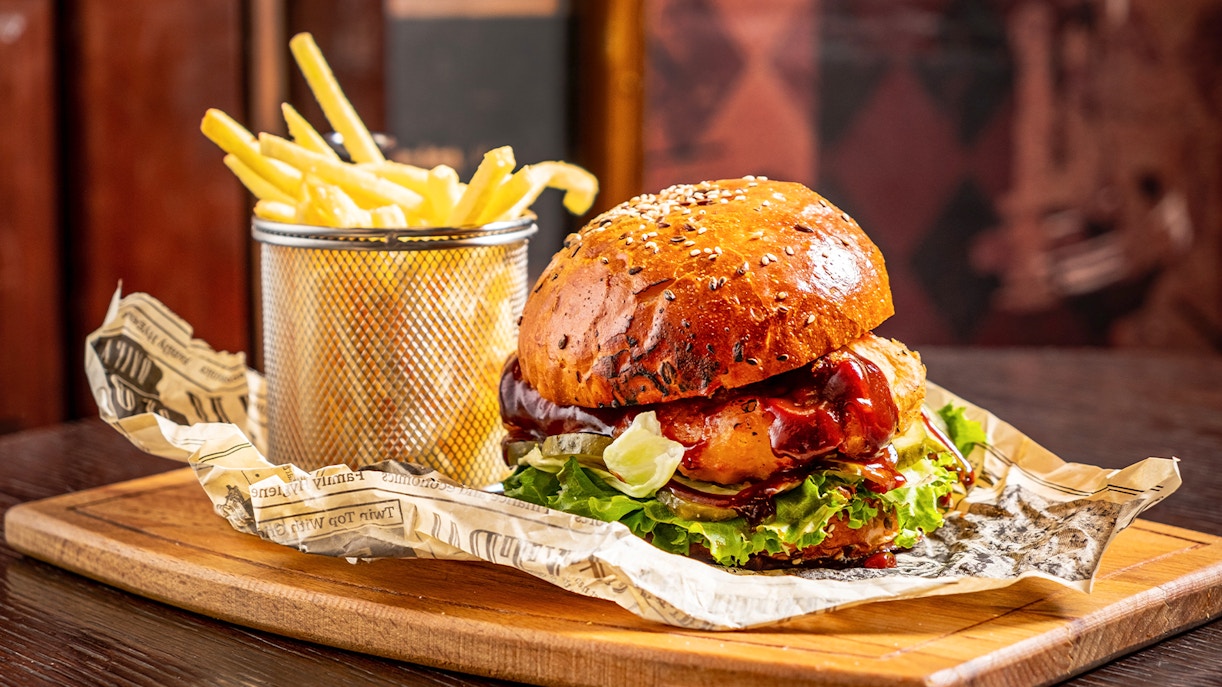 Dining at Everglades