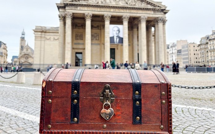 Treasure chest in front of the Panthéon, Paris, part of the Treasure Hunt tour to the Louvre.