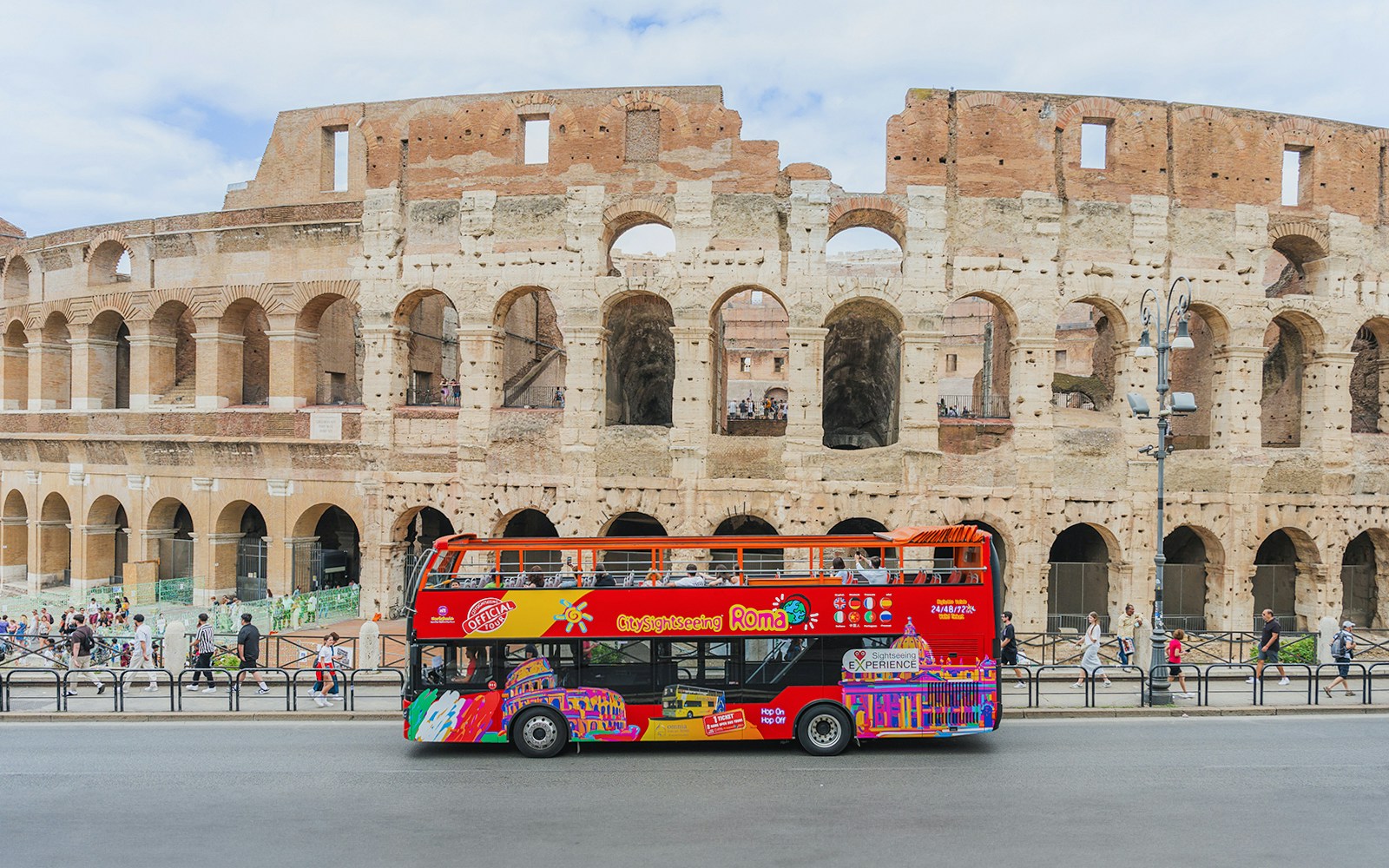 Discover Top Attractions in Rome with Hop-on Hop-off Tours