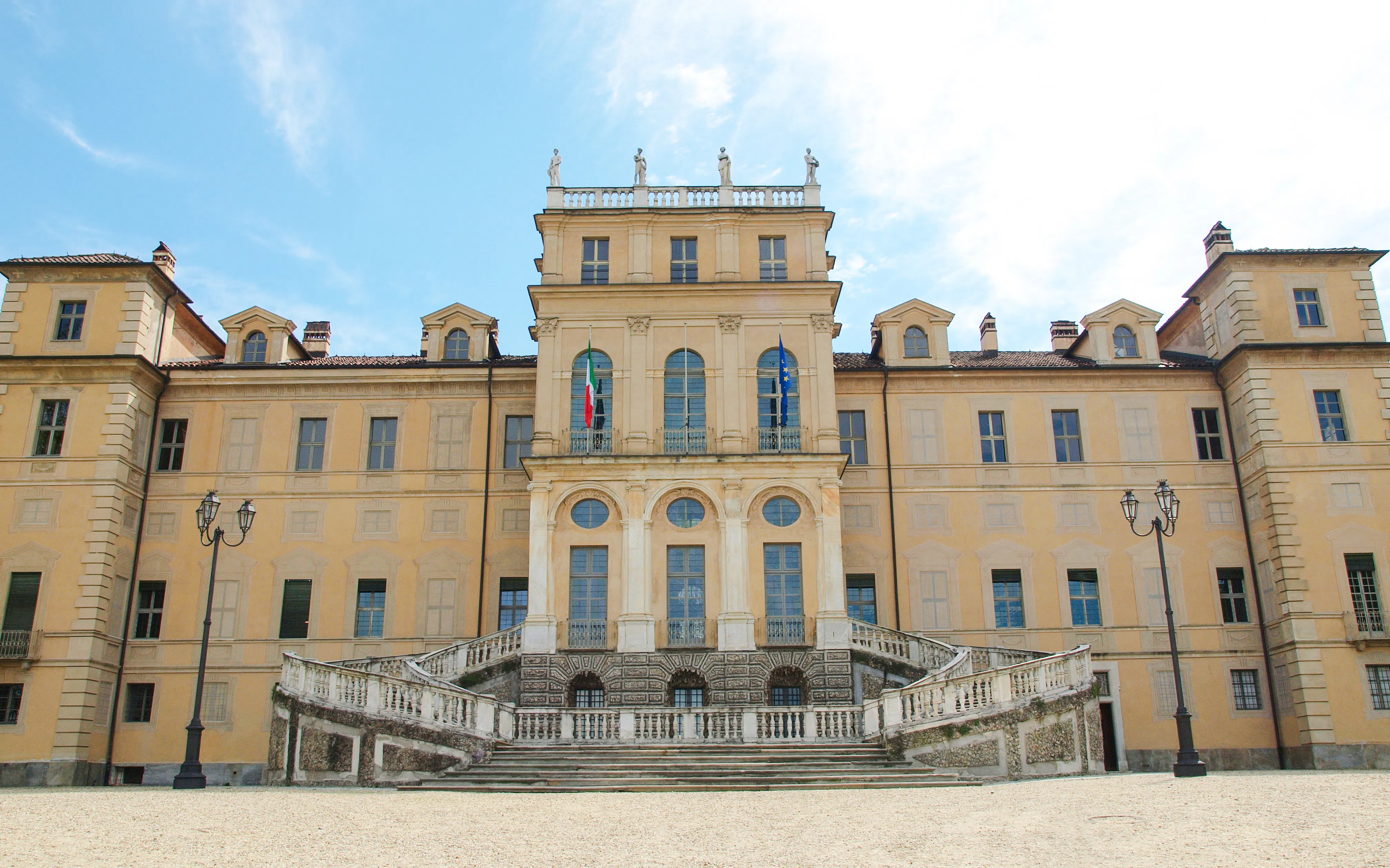 Via Villa della Regina