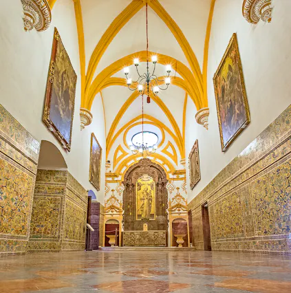 Which Alcazar Seville Tour should you choose?