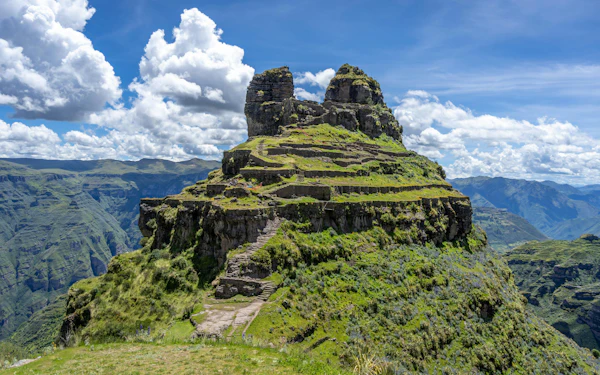 From Cusco: Waqrapukara Guided Hiking Tour