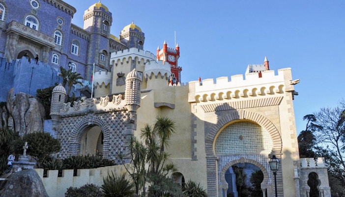 Pena palace gates